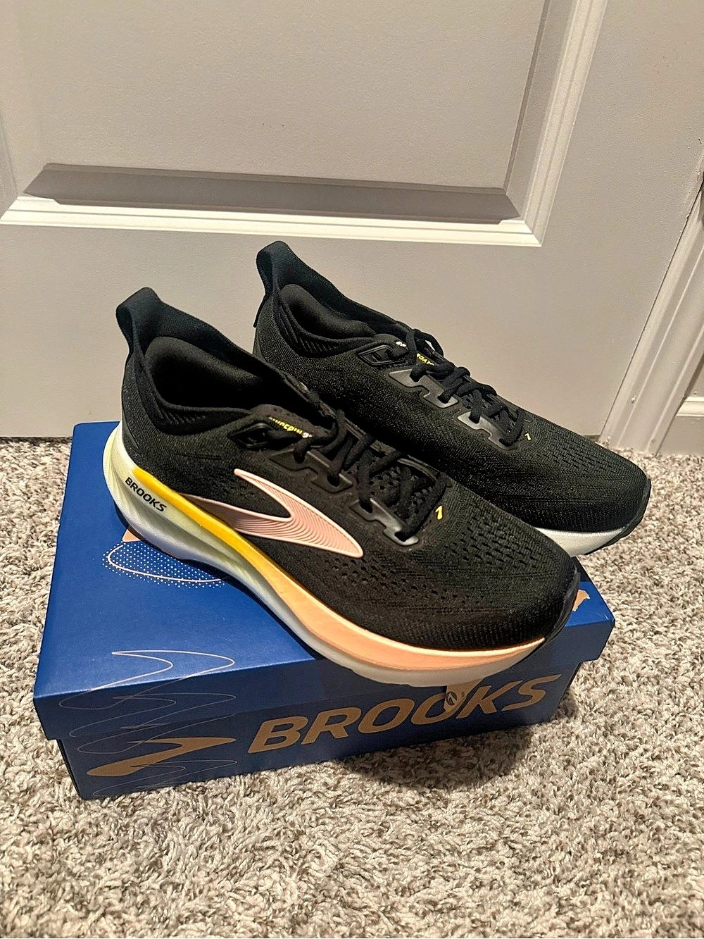 Brooks Glycerin 23 Women's Black & Pink US 9.5